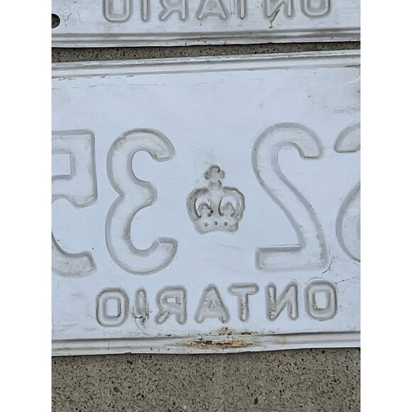 Pair of Ontario License Plates KS2 353 Black and White - Picture 9 of 10
